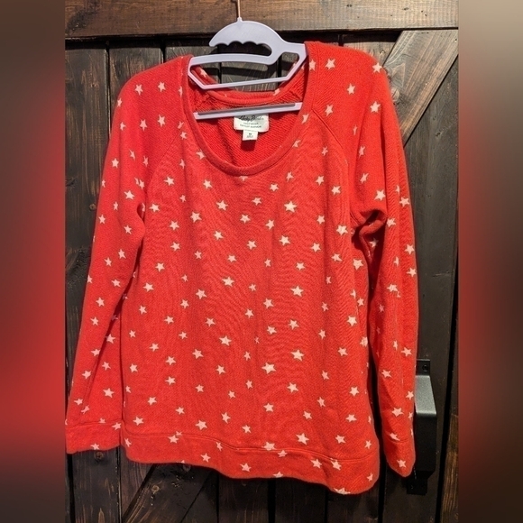 Lucky Brand Star Crew Neck - Picture 1 of 6